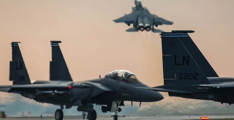 Την ουρά στα σκέλια έβαλαν οι Τούρκοι: Εξαφανίστηκαν από το Αιγαίο υπό τον φόβο να βρεθούν αντιμέτωποι με τα «γεράκια» της ΠΑ, αμερικανικά F-15E και ισραηλινά F-16I Sufa